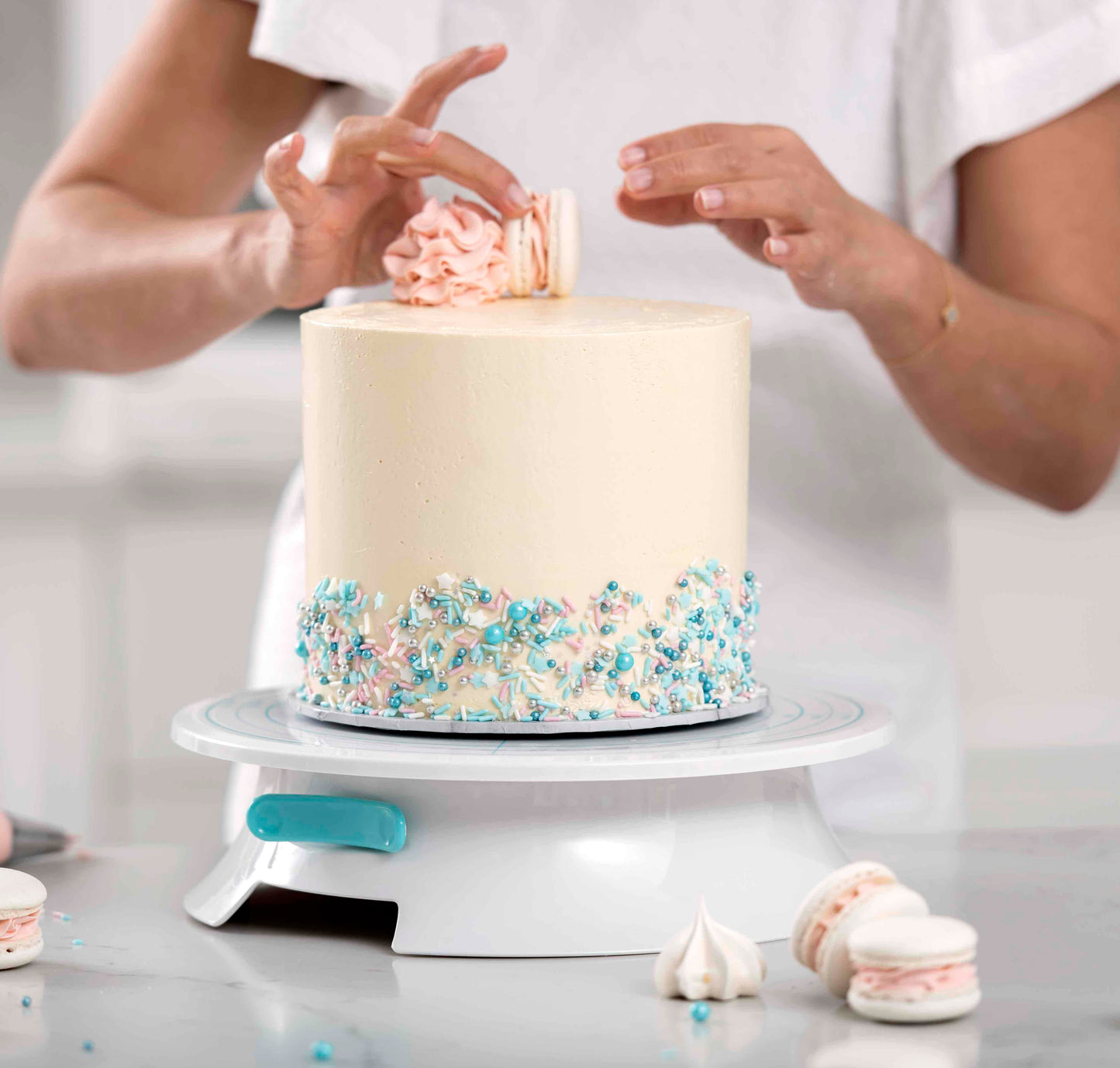 Cake Decorating Turntable