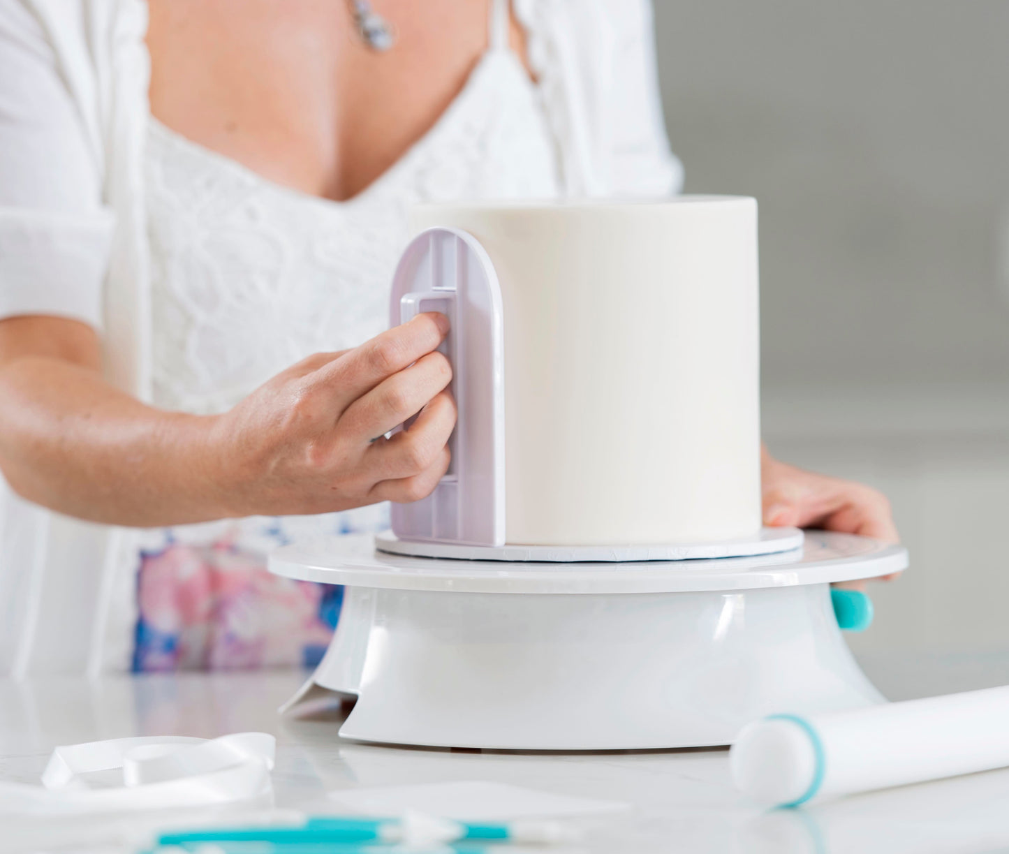 Cake Decorating Turntable